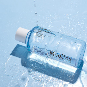 MEDIPEEL Hyaluronic Acid Layer Mooltox Toner Интенсивно увлажняющий тонер для лица (300ml)